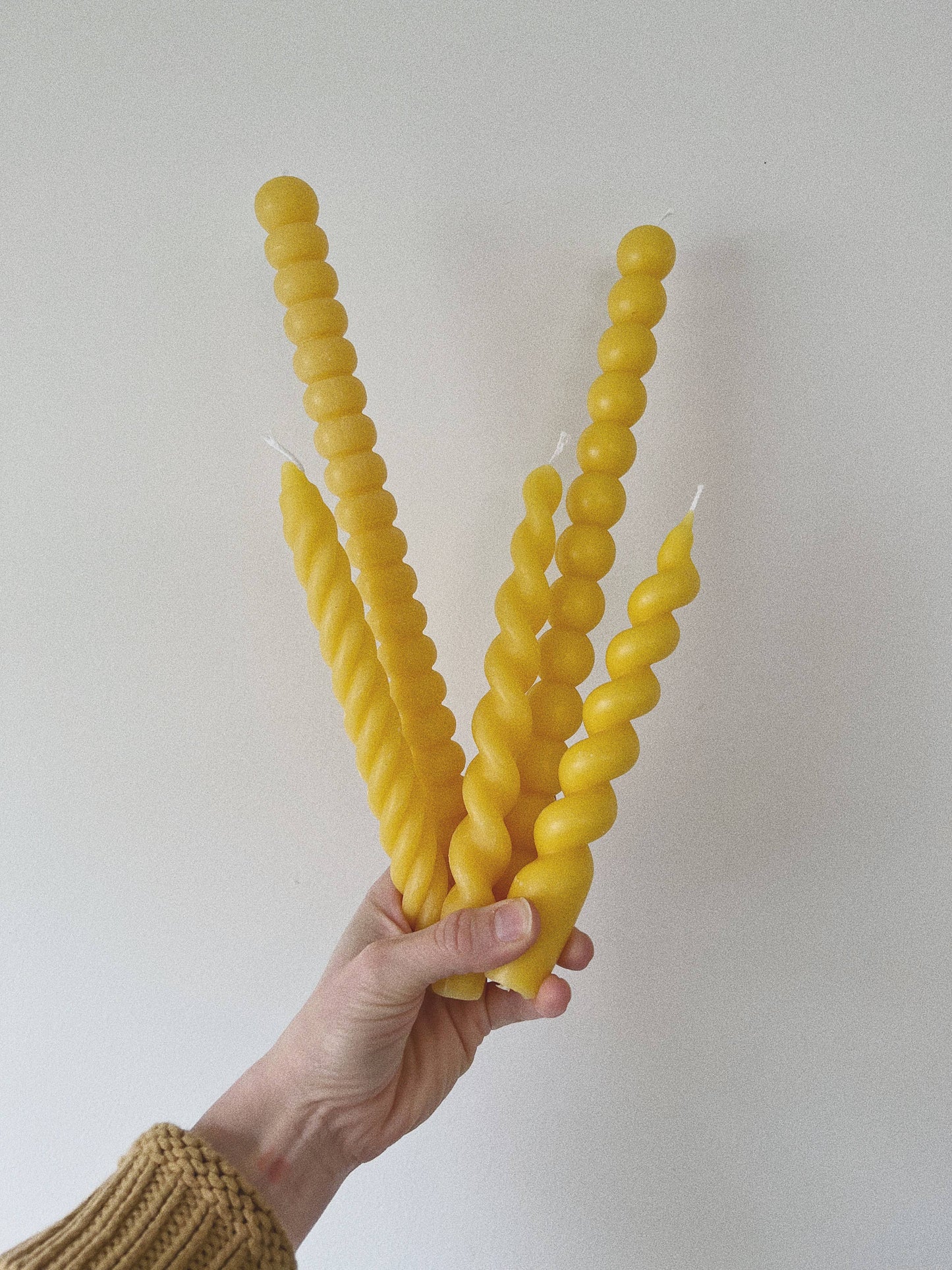 Stacked taper candle: Natural beeswax