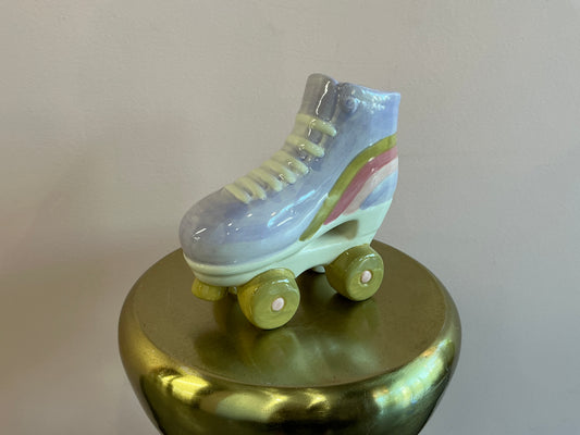 Roller skate pot
