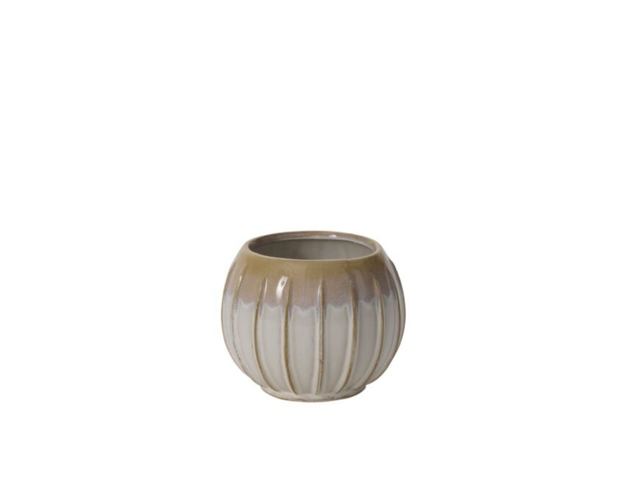 Sutton Vase